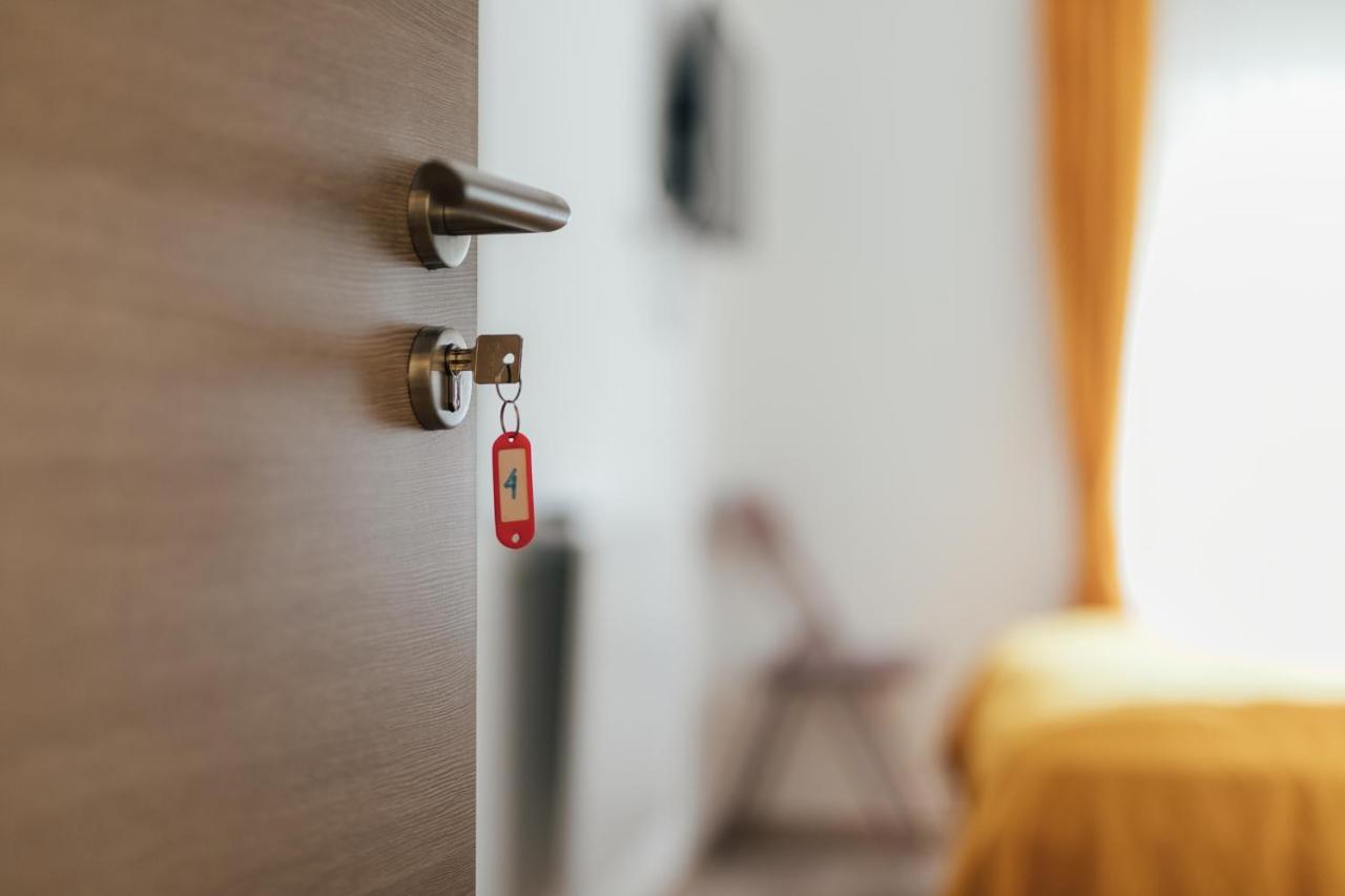 Restoran I Sobe Savic Bed & Breakfast Krnjak Ngoại thất bức ảnh